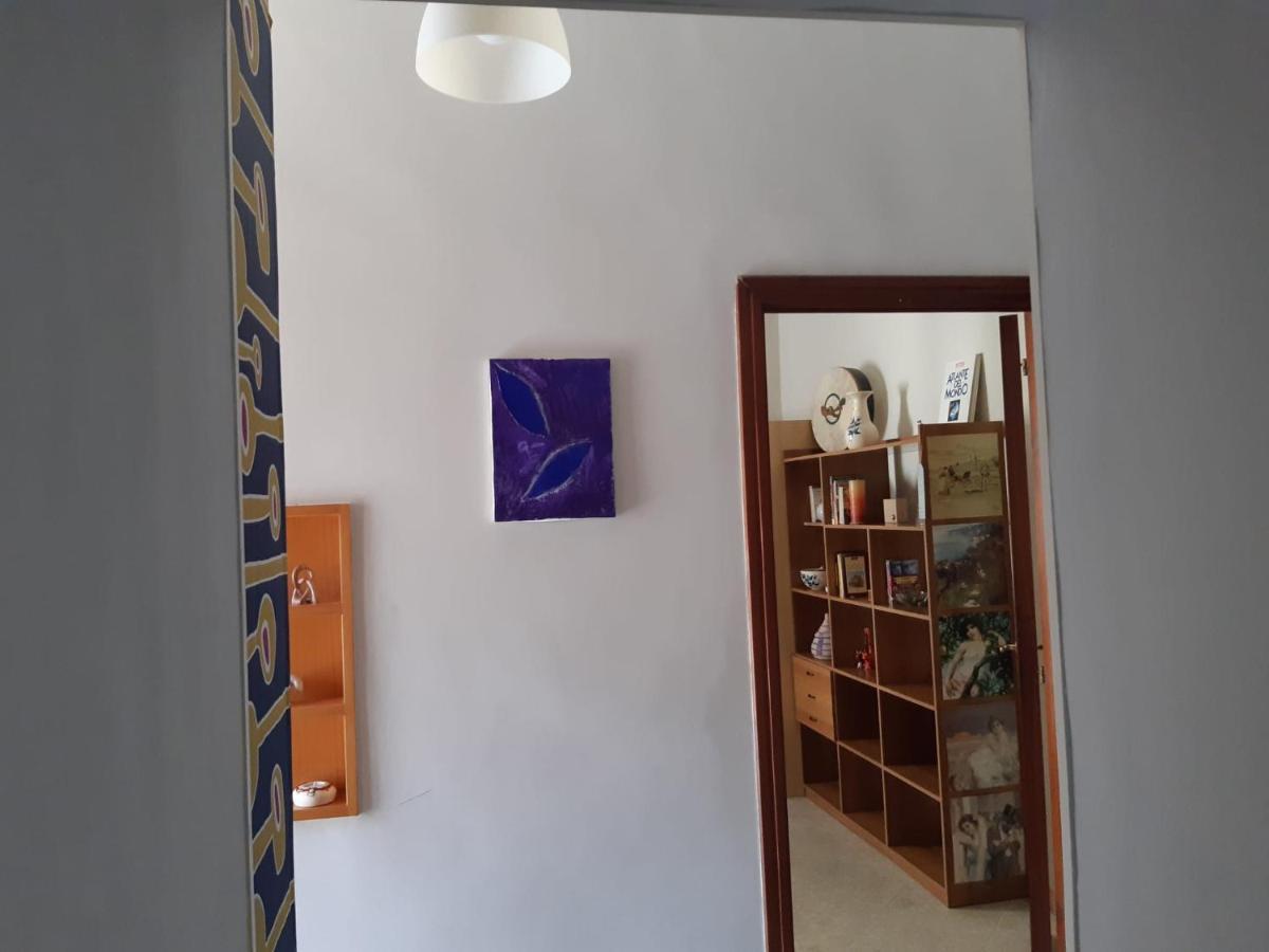 Dint E Viche E Napule * Napoli